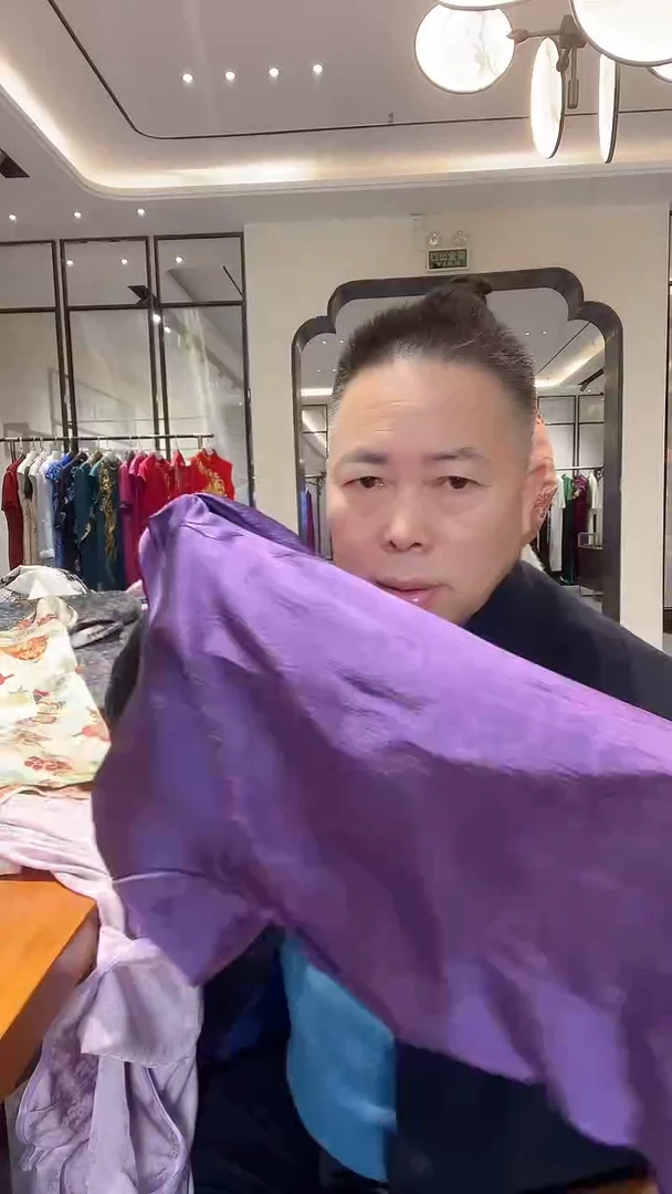 紫色真丝上衣 399 m码