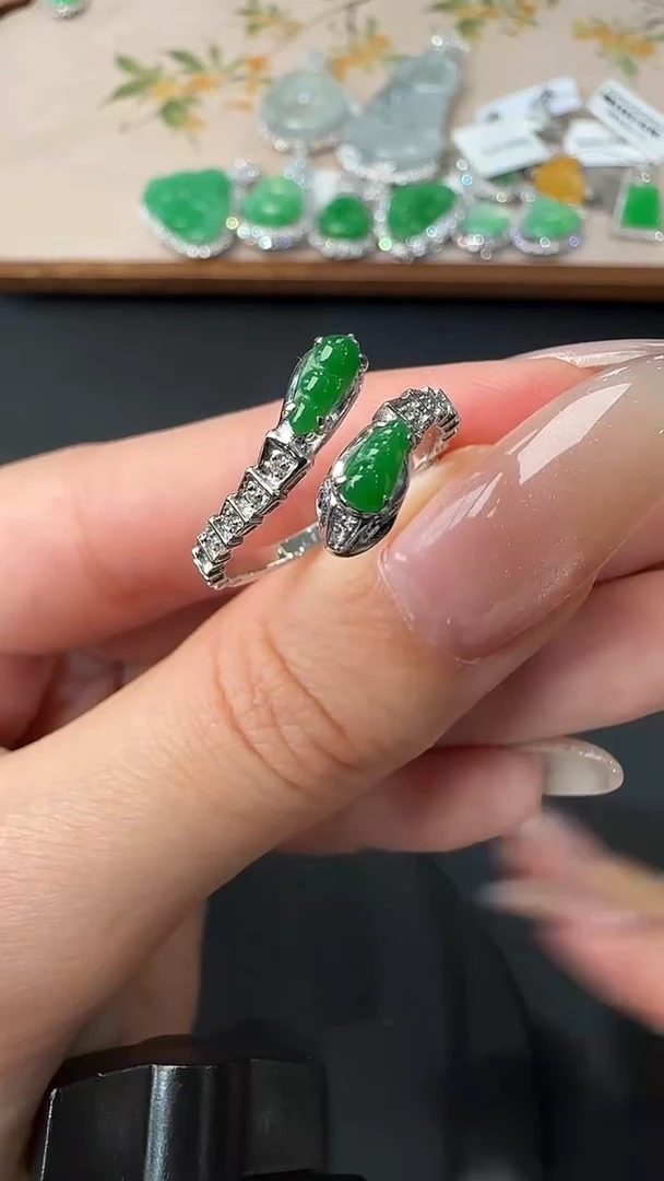 【闪购商品】翡翠戒指18K金镶嵌戒指12