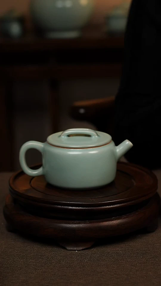 瓷片仿古天青全手工汉瓦壶200ml 一级不带礼盒