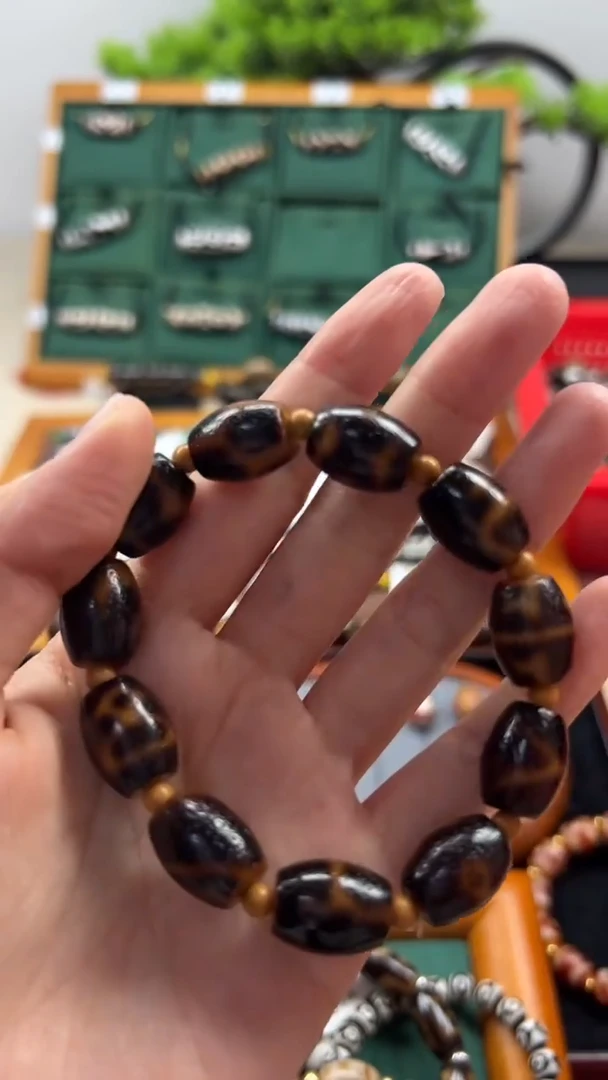 玛瑙/玉髓（覆膜）颈饰合金102（微瑕）