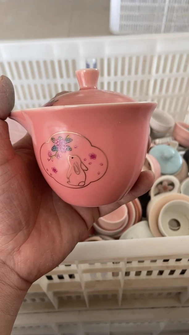 杯无运费险有瑕疵的摄影的产品有使用过的痕迹有点脏介意勿拍
