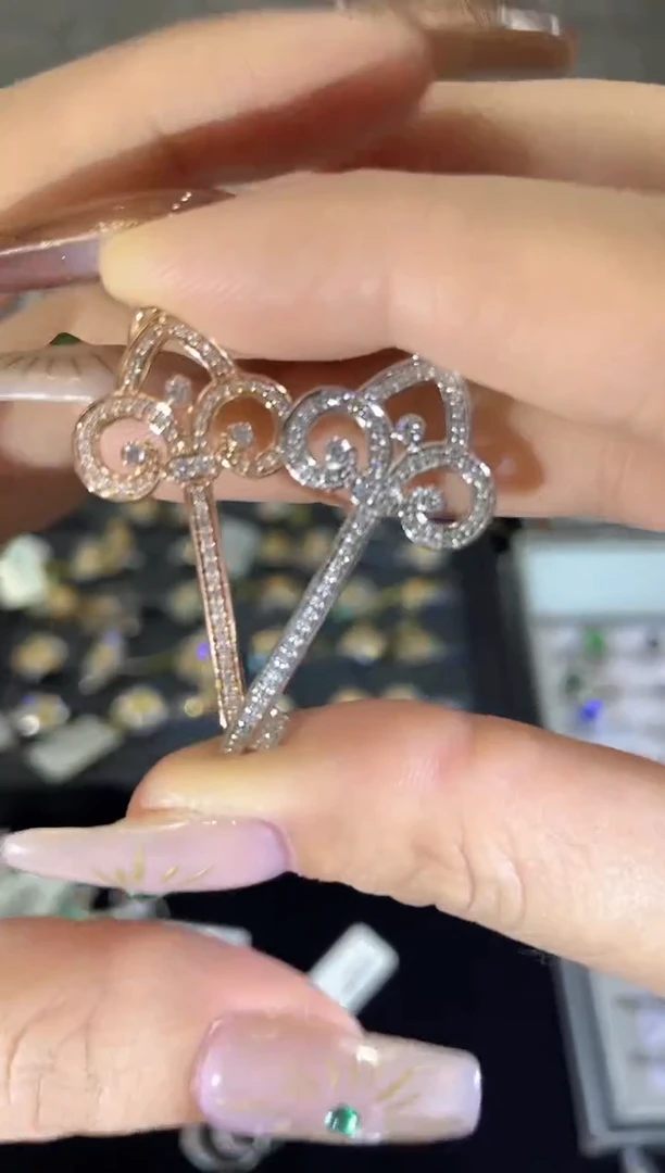 18K金镶嵌戒指钻石YR多样性发一