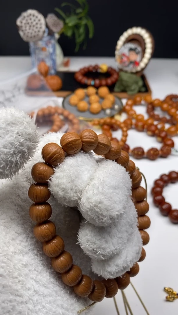 手串猴头核桃詹*斯雨墨臻至   南瓜 99