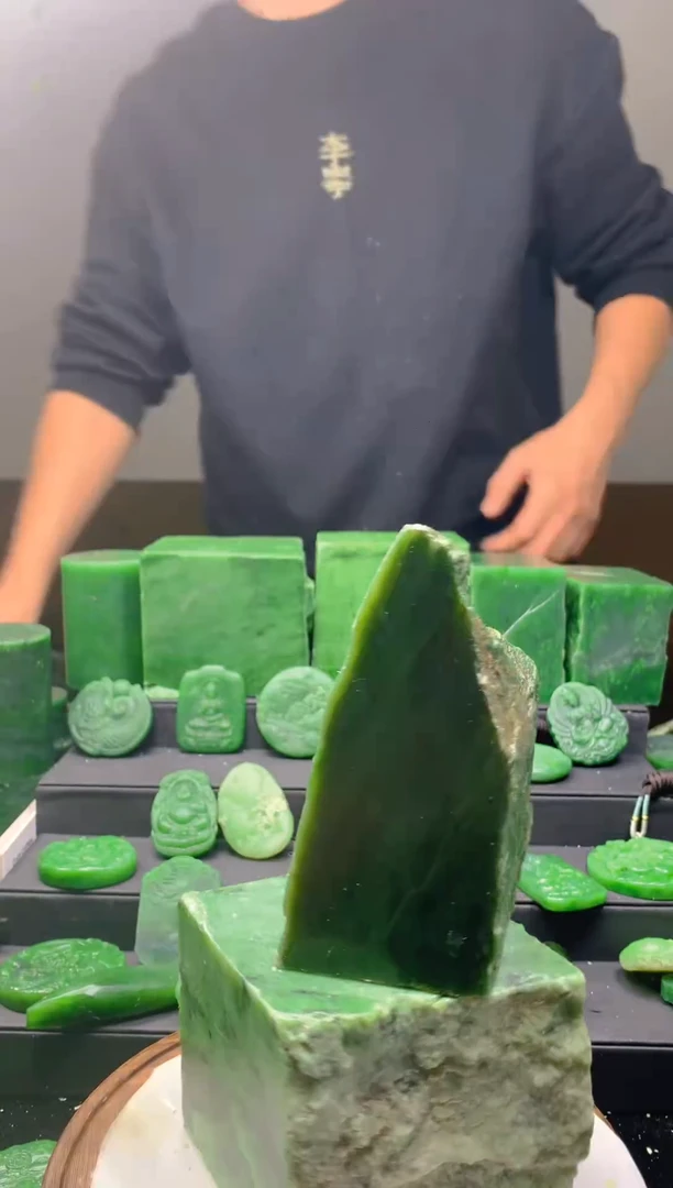 未镶嵌和田玉珠宝半成品1
