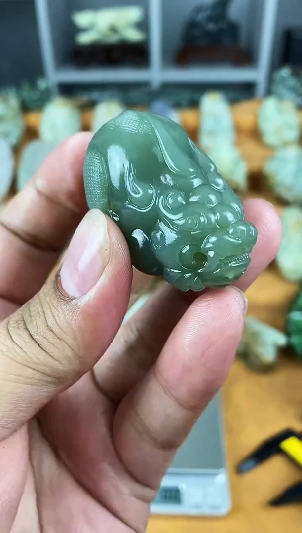 未镶嵌和田玉挂件1