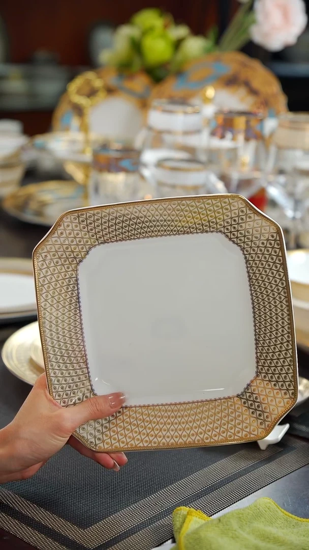 瓷片8英寸方形菜盘1个