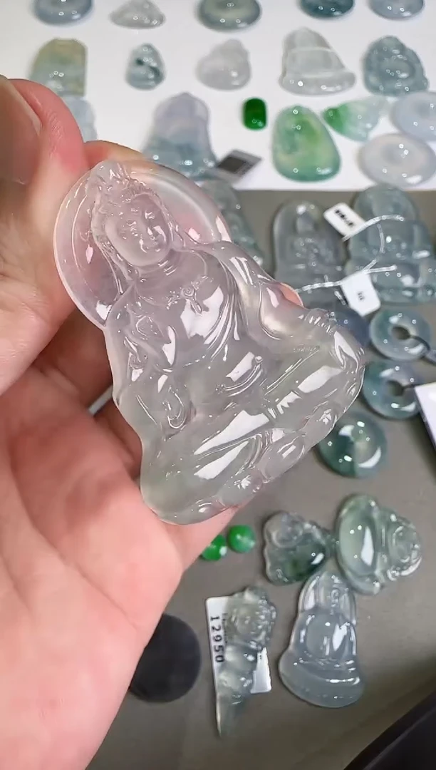 吊坠(不含链)未镶嵌翡翠..