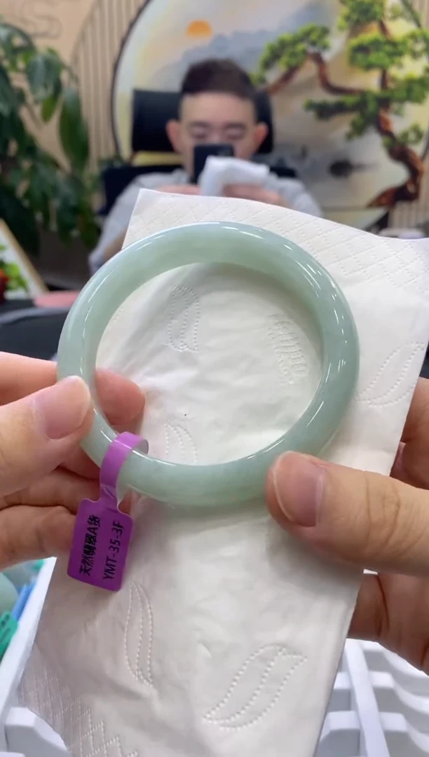 翡翠手镯未镶嵌0000000008441