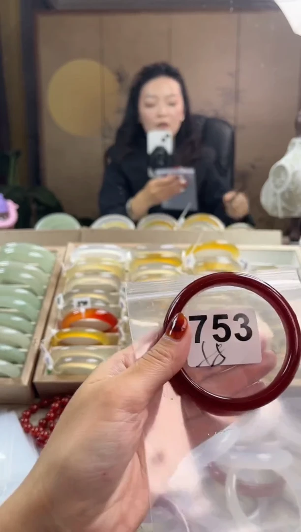 手镯玛瑙/玉髓未镶嵌753