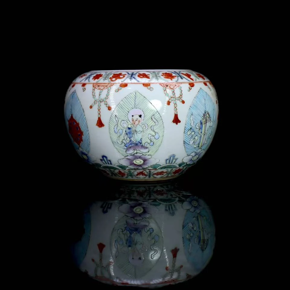 72: 民国粉彩七珍八宝纹水盂