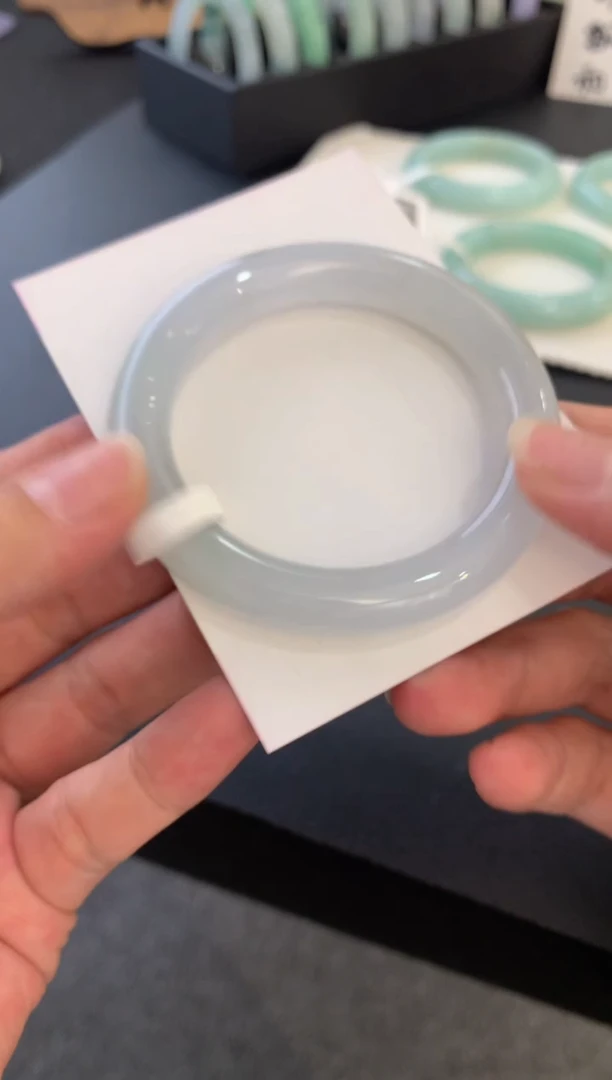 未镶嵌手镯翡翠51.6圆条