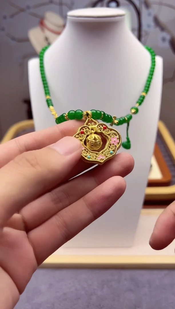 翡翠14K金镶嵌颈饰X50