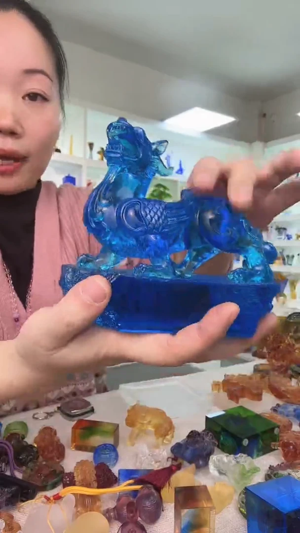 手工艺品琉璃蓝色貔貅