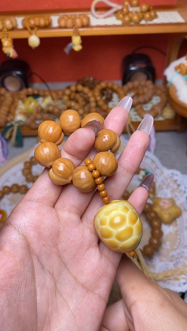 把件猴头核桃全品无暇屁桃➕大富甲手捻