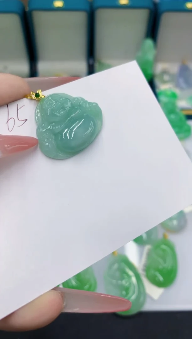翡翠未镶嵌颈饰11111111111111