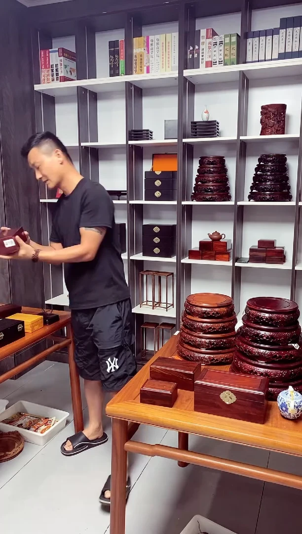 木红酸枝机关盒6面独板（带绒）