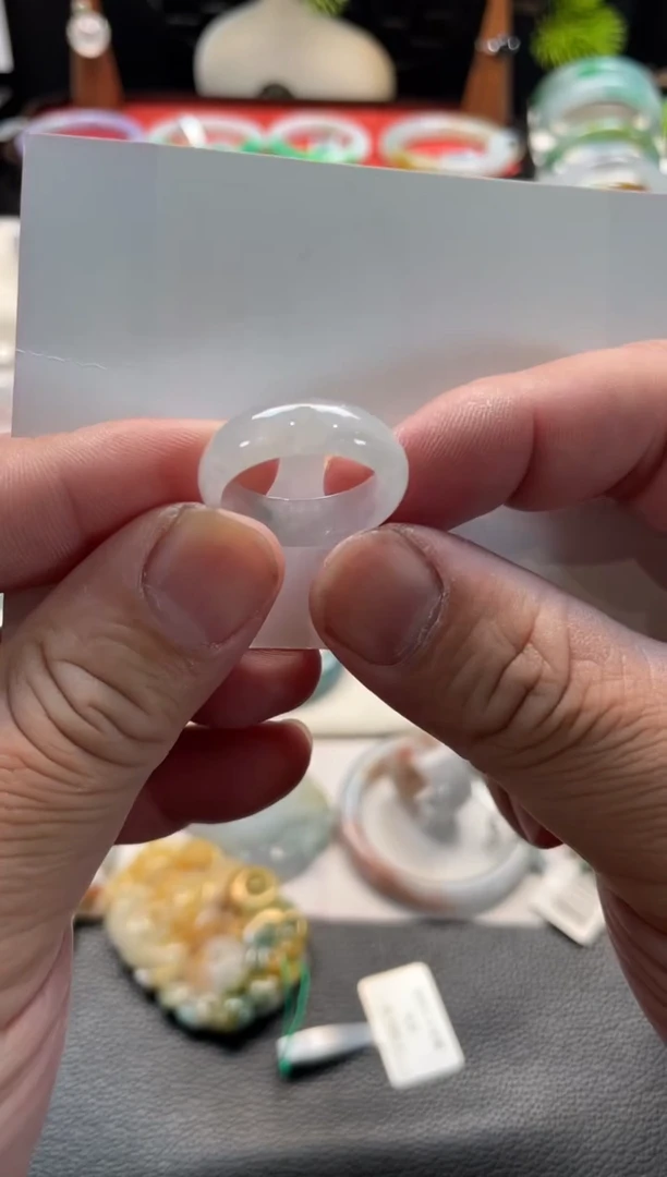 未镶嵌戒指翡翠32号链接 有纹裂