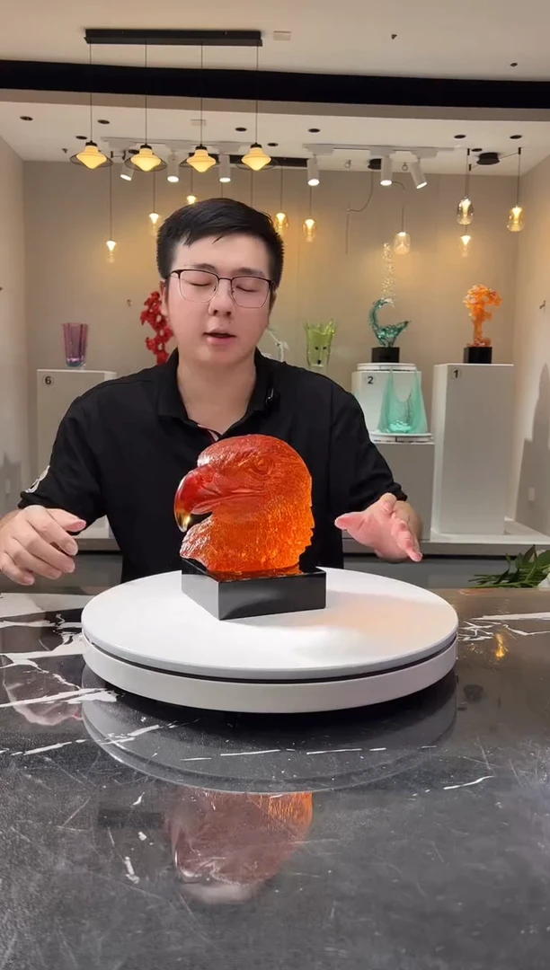 摆件巴比特美学 金色鹰首加底座