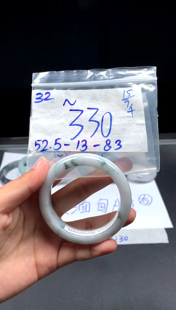 未镶嵌定制翡翠32毛货需精细抛光挂件多样性拍一发一