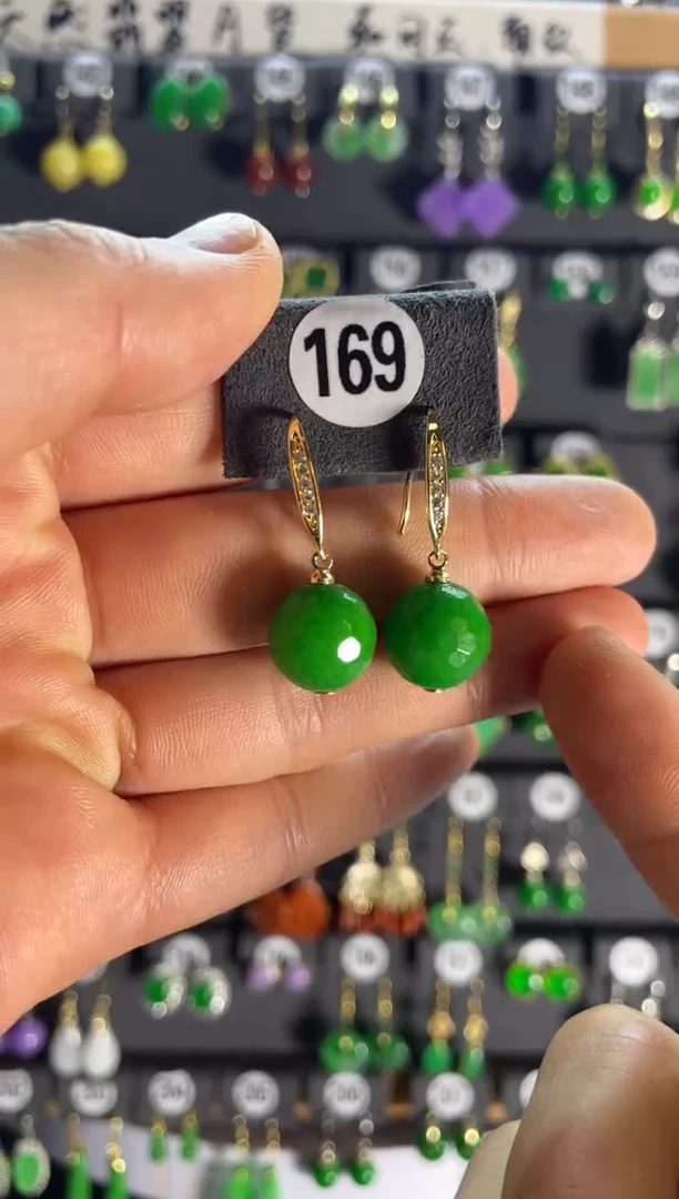 【闪购商品】翡翠耳饰银S925镶嵌169...
