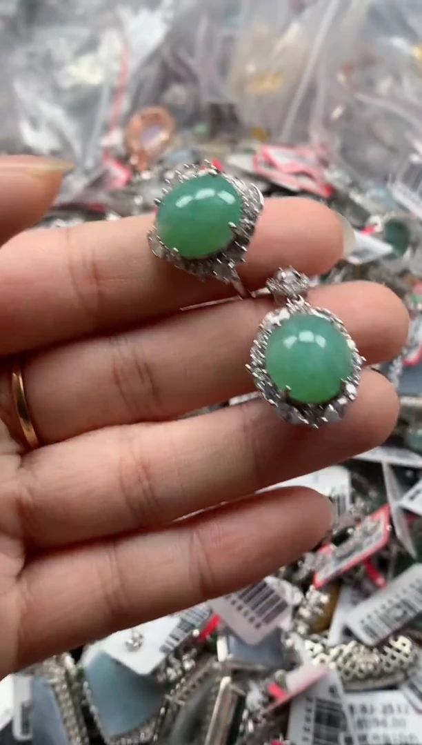 银S925镶嵌戒指翡翠天然A货缅甸翡翠