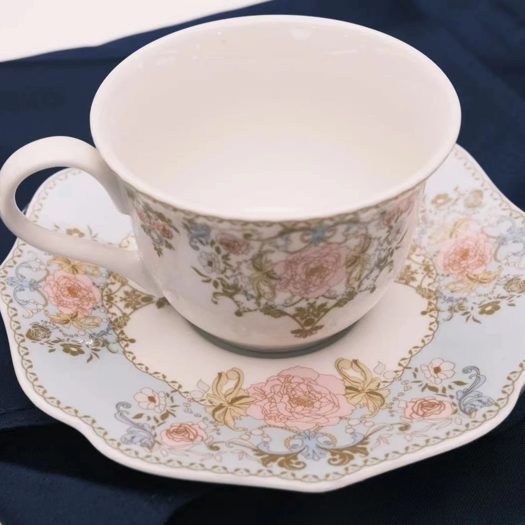 泰国皇家瓷器  创意家用简约精致宫廷绽粉花系列咖啡杯碟200ml