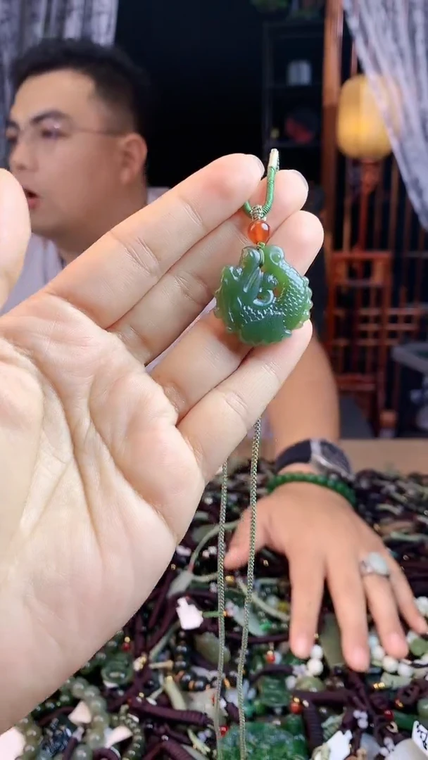 和田玉未镶嵌挂件多样性发货拍一发一