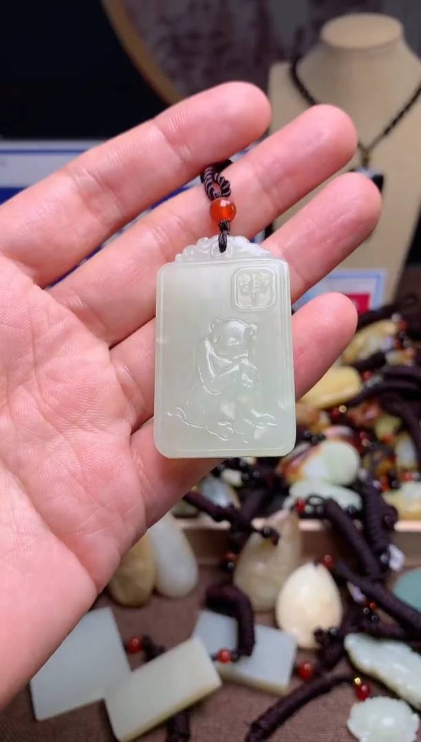 【闪购商品】和田玉颈饰未镶嵌1