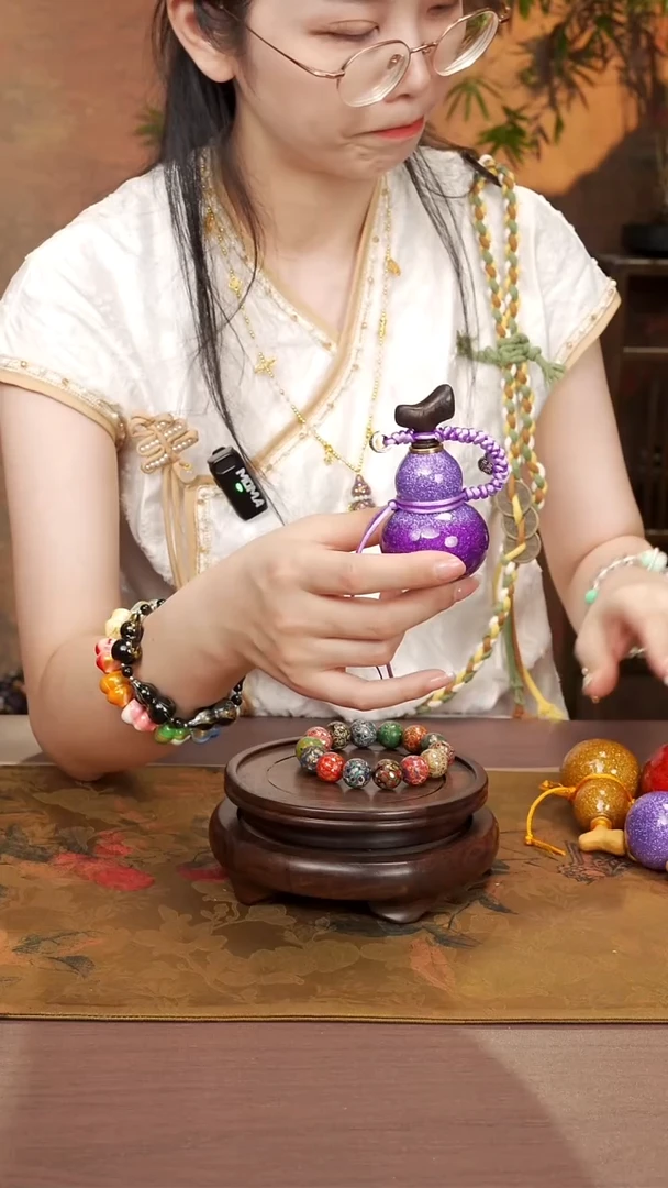 56易林大漆开口小葫芦----118