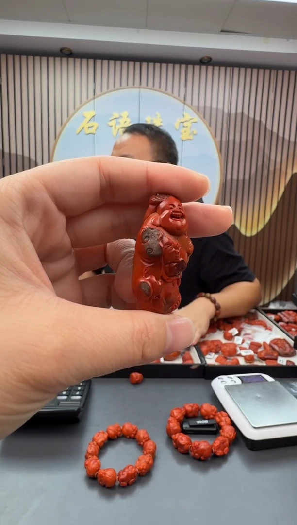 未镶嵌雕刻南红玛瑙067ZB1017产品一个