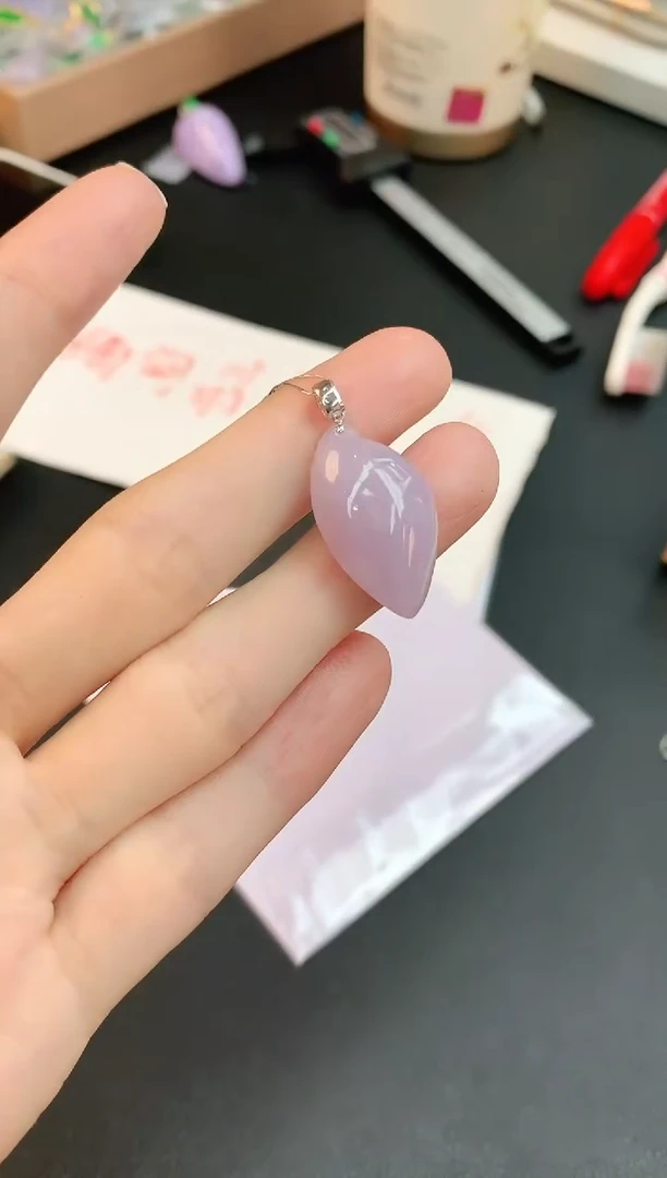 【闪购商品】翡翠颈饰18K金镶嵌赠礼盒证书 小君