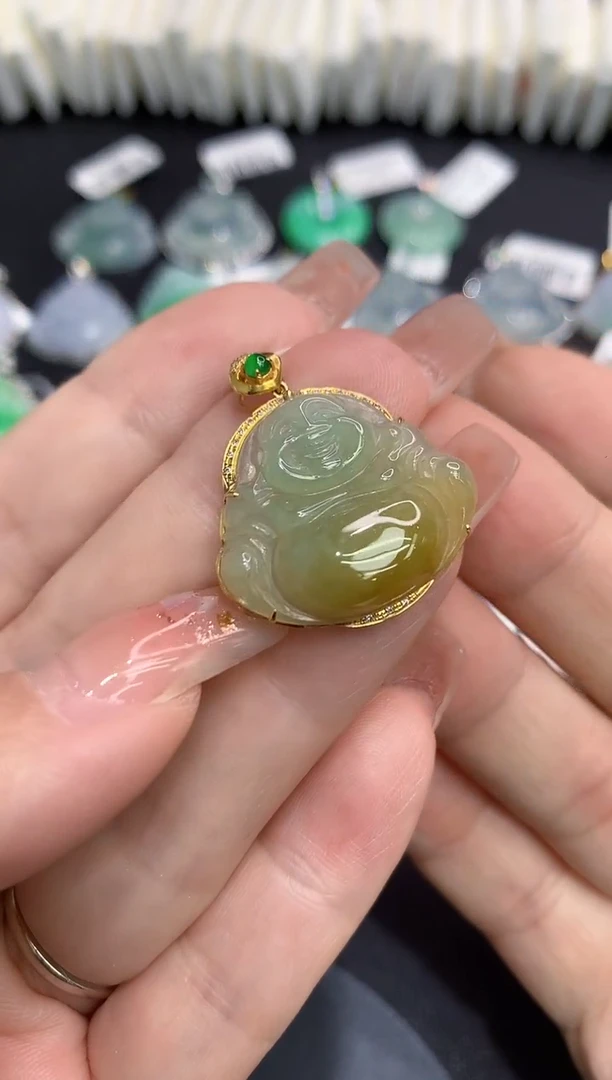 吊坠(不含链)18K金镶嵌翡翠11111111111