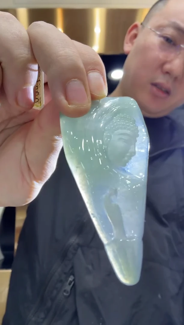 未镶嵌挂件翡翠A货翡翠孤品国雕谢林工