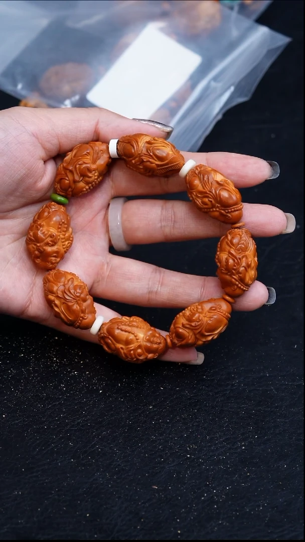 【闪购商品】橄榄核手串/手链20八宝弥勒