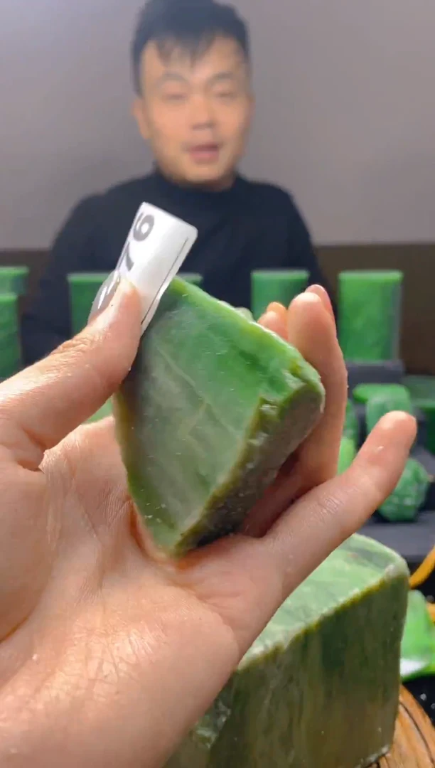 未镶嵌和田玉珠宝半成品1