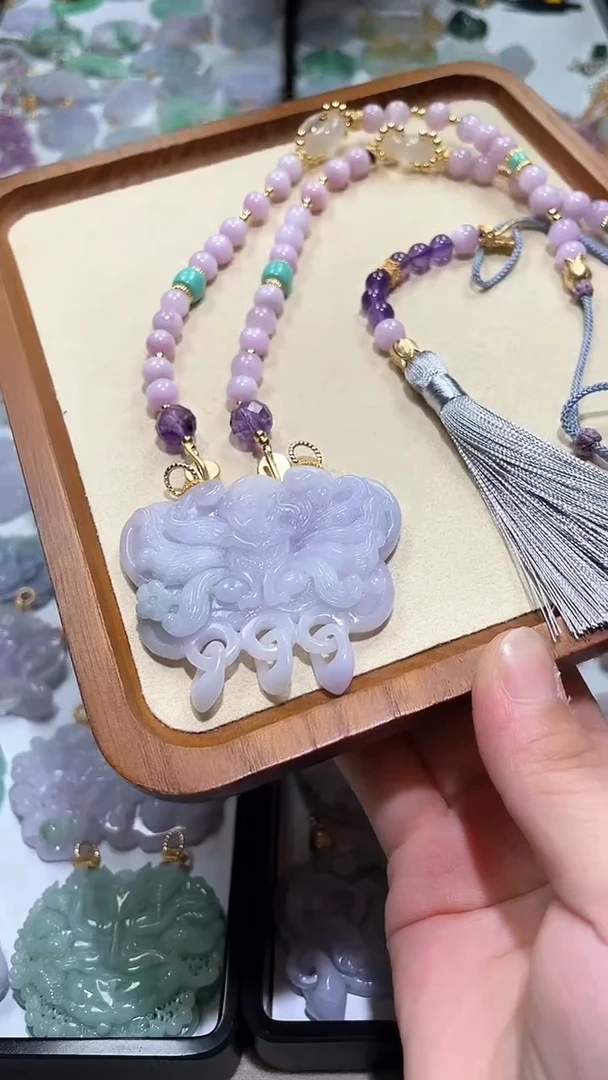【闪购商品】翡翠颈饰未镶嵌吊坠