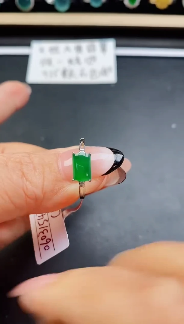 翡翠戒指银S925镶嵌508500