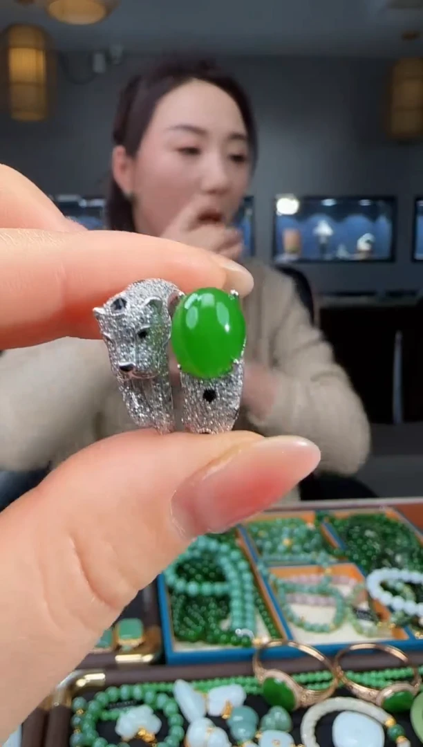 银S925镶嵌戒指和田玉1