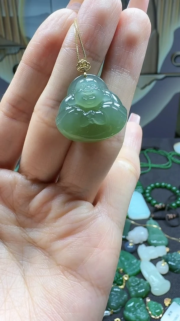 和田玉18K金镶嵌吊坠(不含链)1