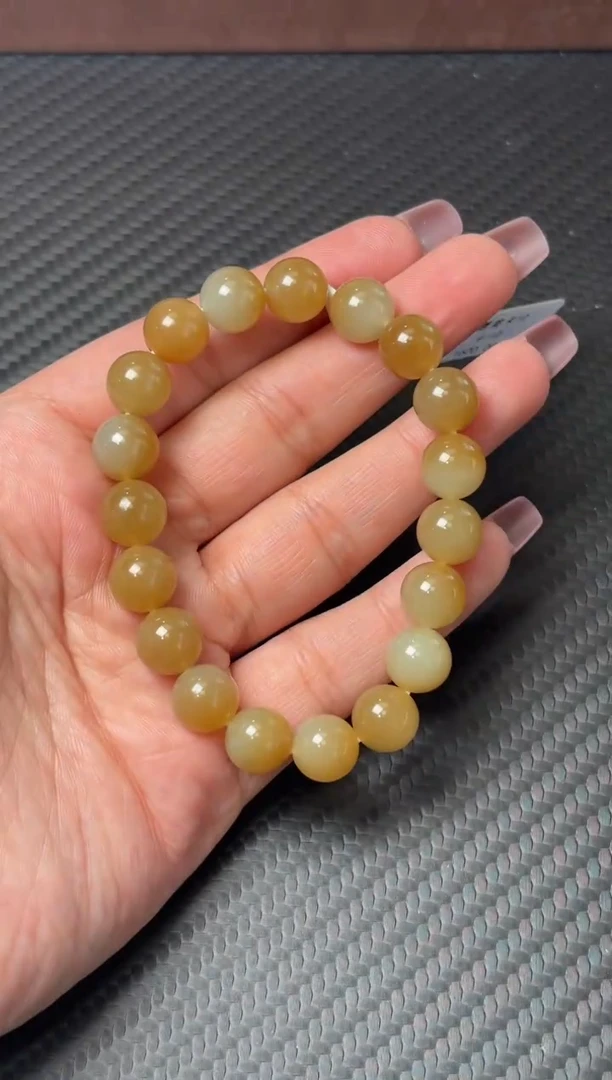 未镶嵌手串和田玉若羌微色差卡10m
