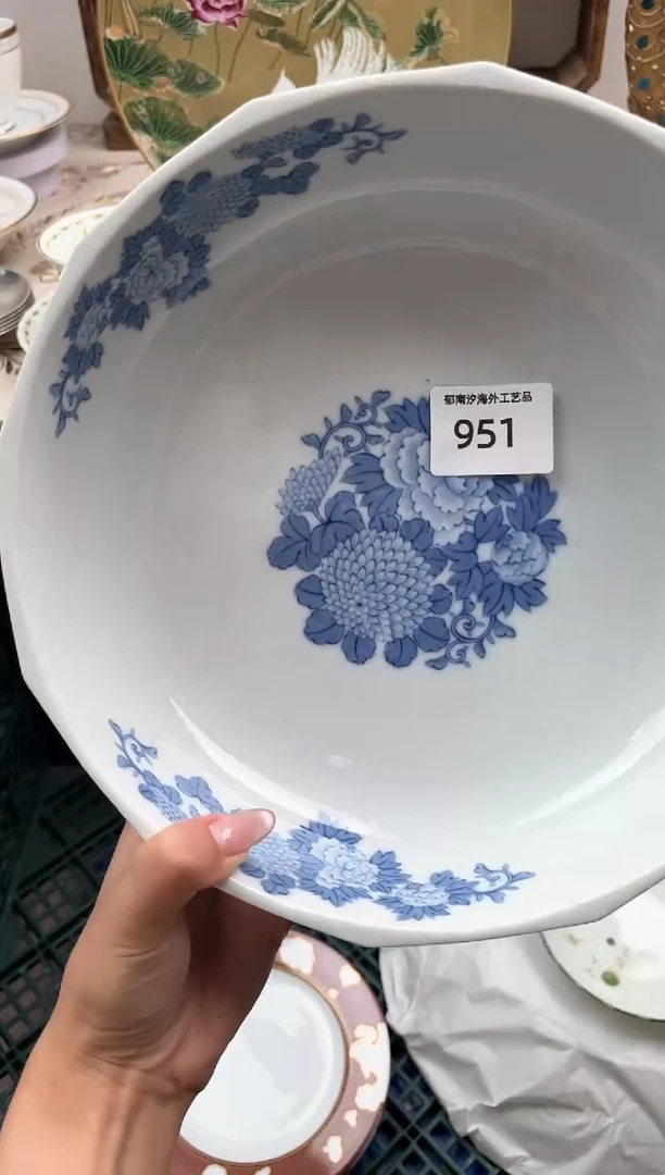 瓷片?**宗L         951