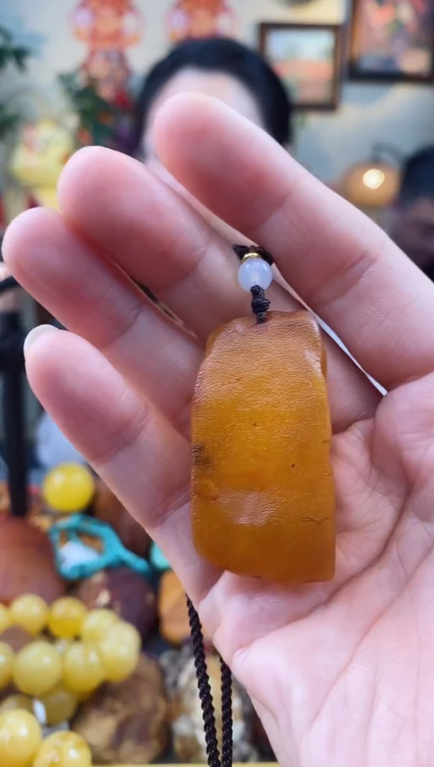 【闪购商品】琥珀颈饰未镶嵌手串