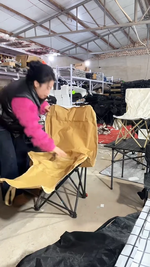 铁带腿托 不可拆卸 高背椅子 颜色随机