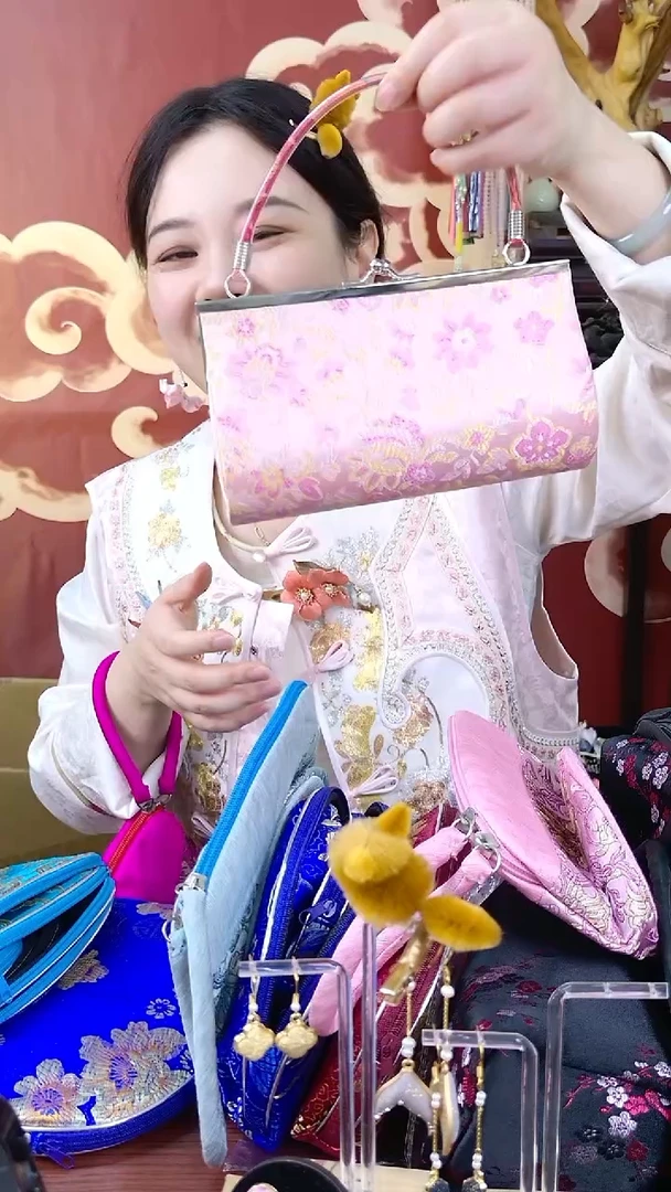 纯铜合金琉璃非遗绒花粉红色包包