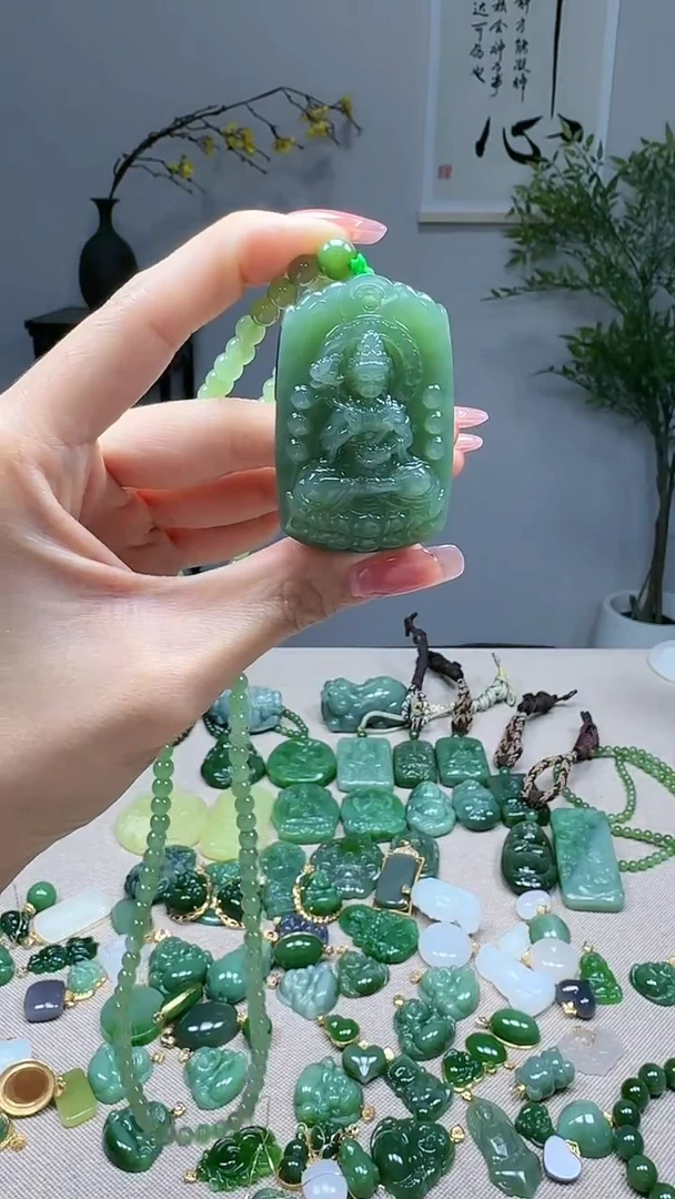 未镶嵌和田玉挂件1