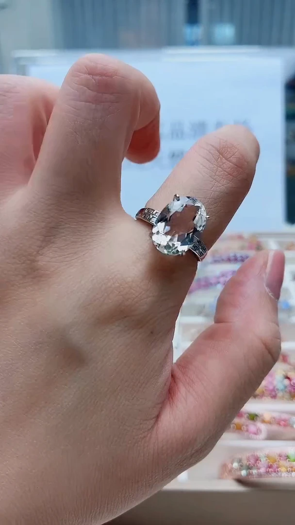 银S925镶嵌戒指水晶093ZB1114产品一个（多样性）
