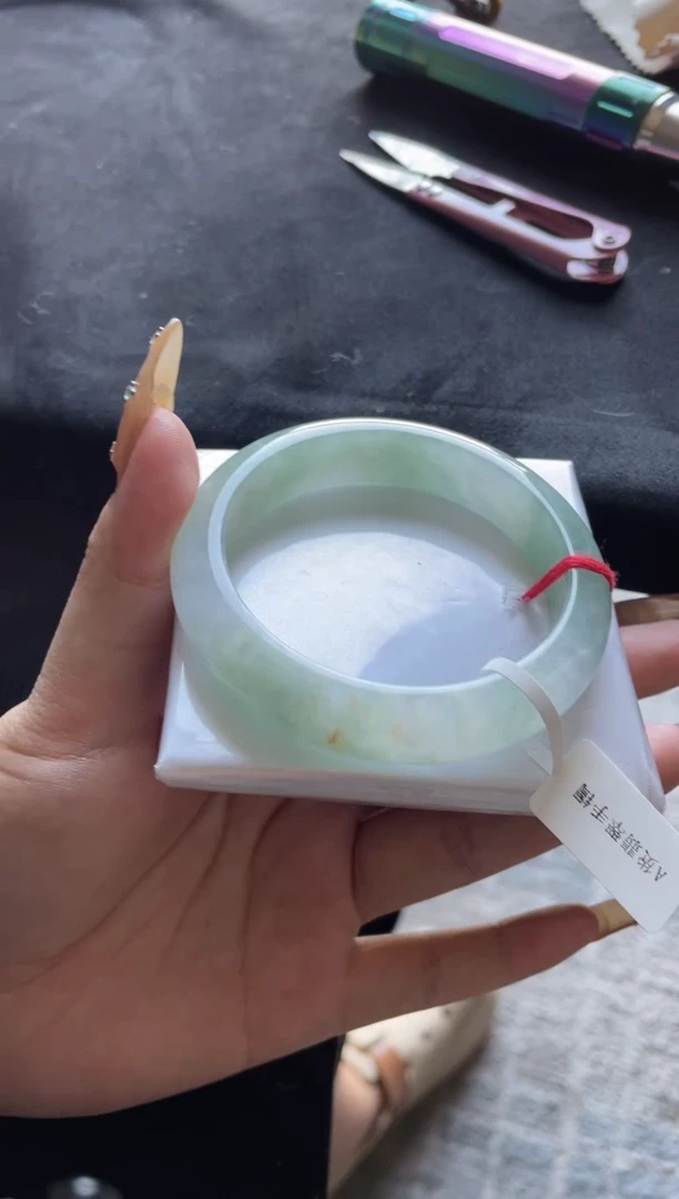 未镶嵌手镯翡翠三天鉴赏期