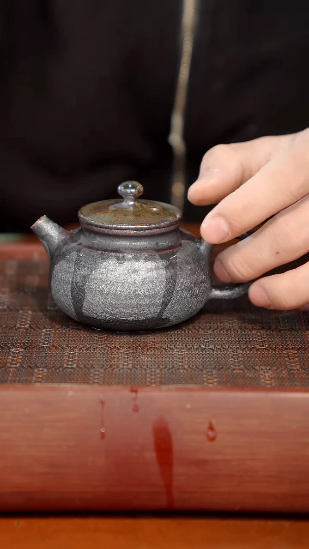 陶瓷奢瓷/瑞寅柴烧茶器（壶）157微瑕
