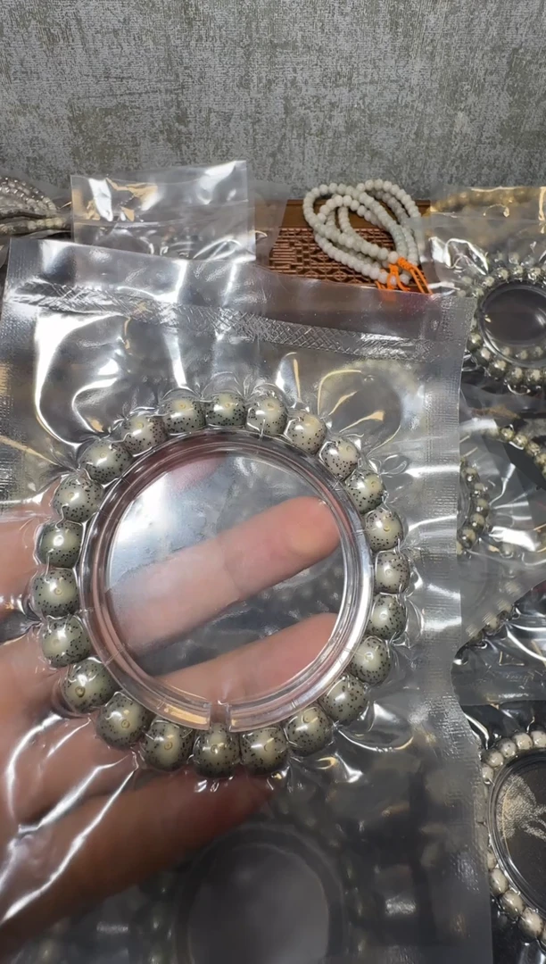 星月菩提吊坠话**说10针尖星大眼睛新粉福利