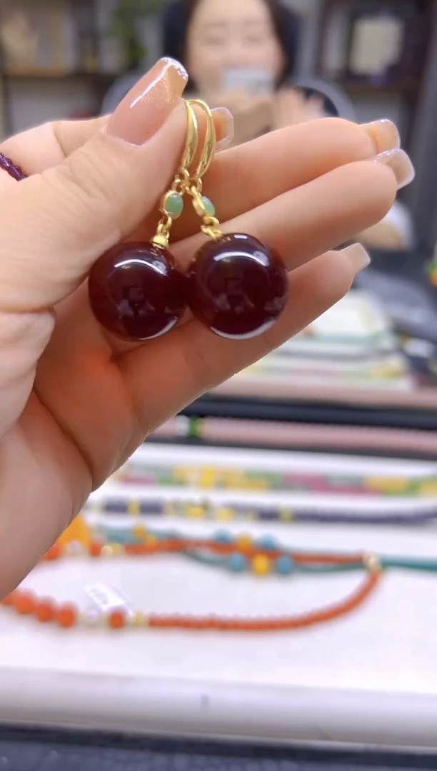 14K金镶嵌血珀耳饰DIY款E706